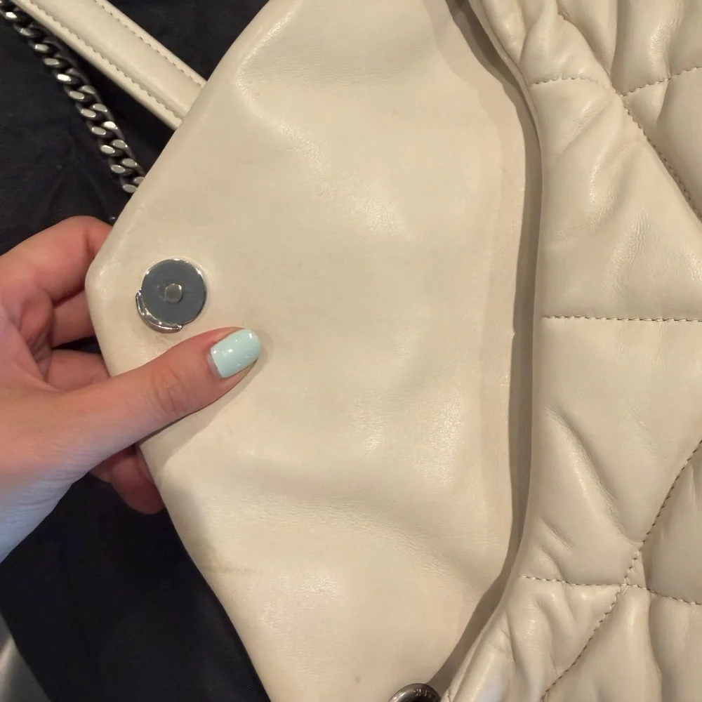 Preloved Saint Laurent Cream Quilted Leather Shoulder Bag FULL SET - Picture 9 of 16